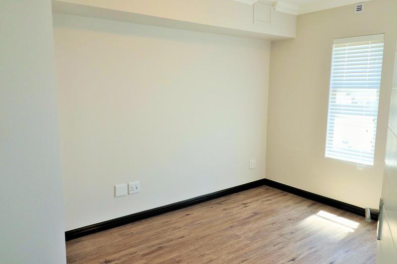2 Bedroom Property for Sale in Buhrein Western Cape